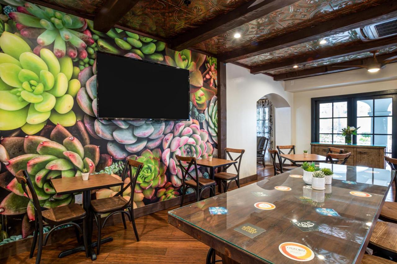 | Oxford Suites Pismo Beach
