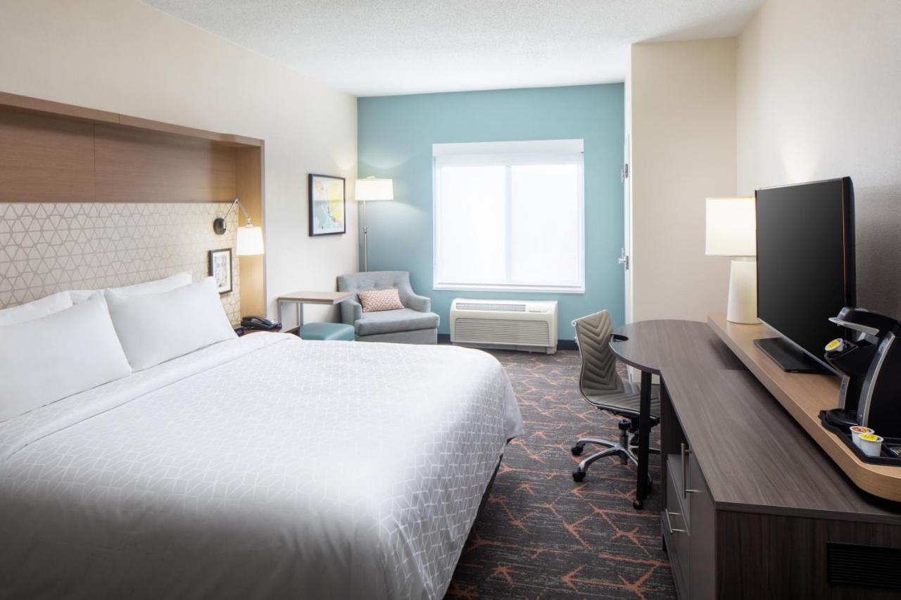 | Holiday Inn - Cheshire - Southington, an IHG Hotel