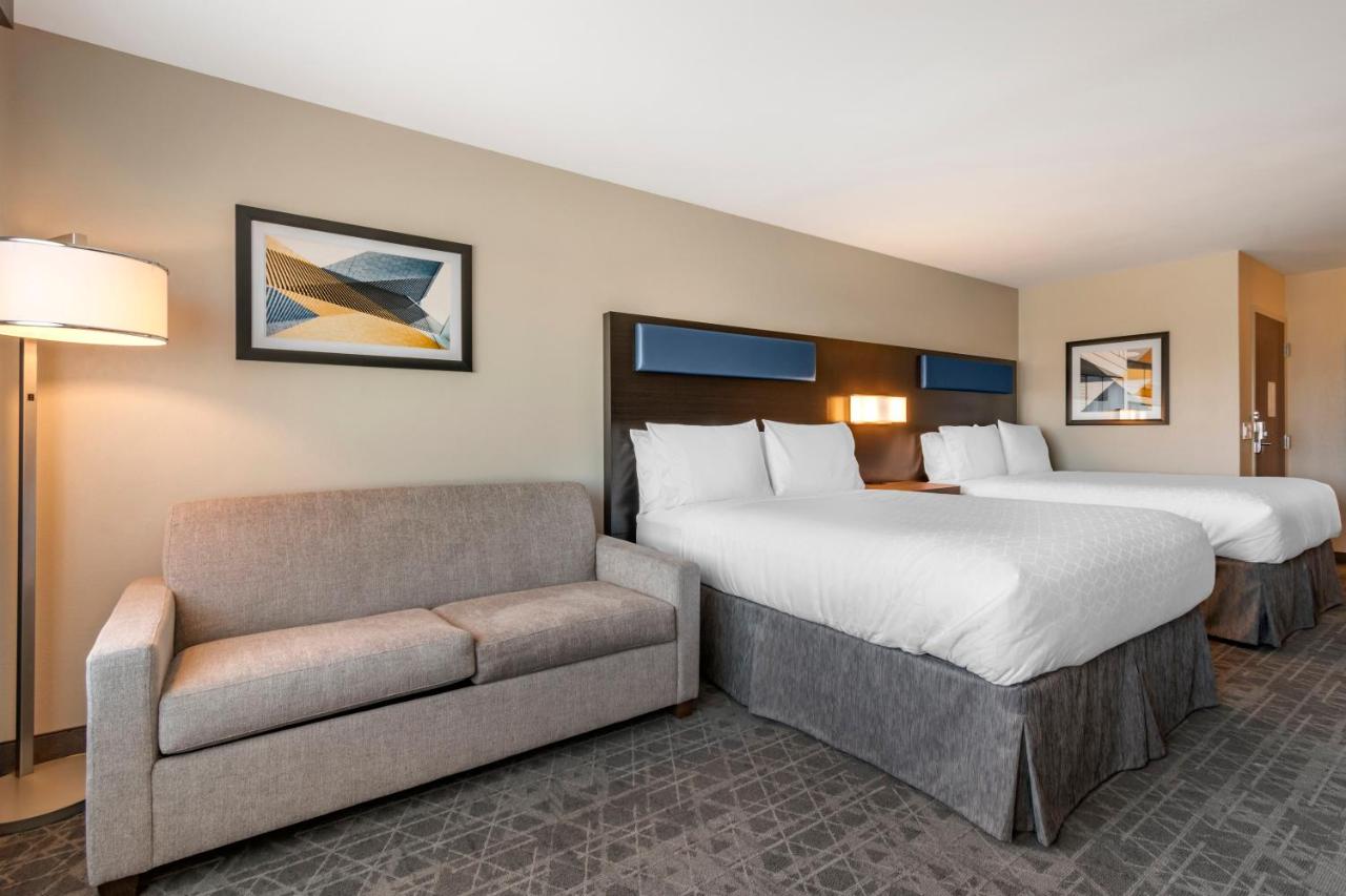 Queen Suite with Two Queen Beds - Mobility Accessible/Non-Smoking at Holiday Inn Express & Suites Carlisle Southwest – I-81 by IHG