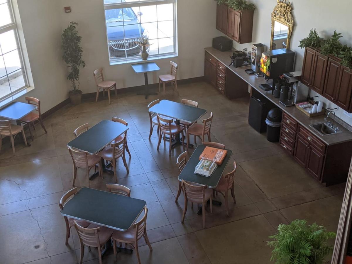 | Heritage Inn and Suites