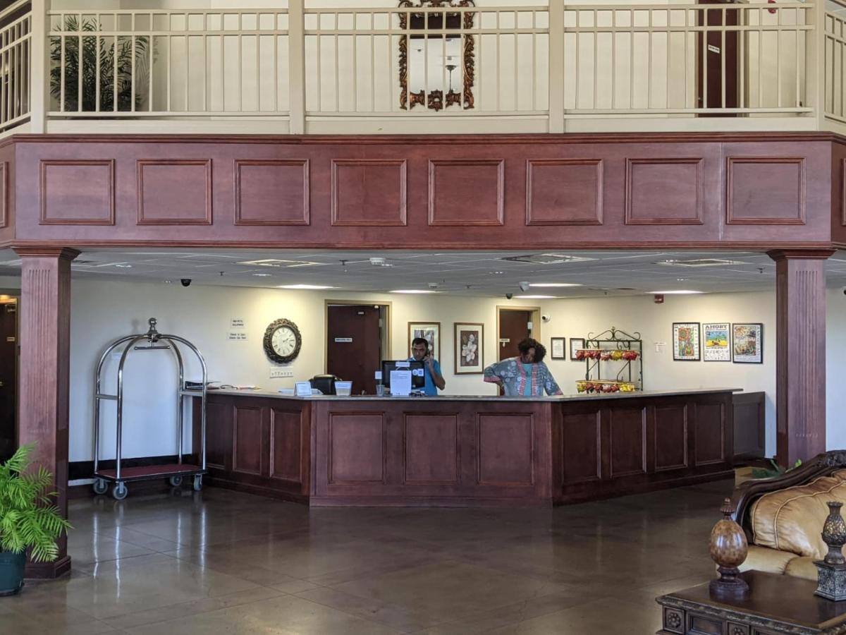 | Heritage Inn and Suites