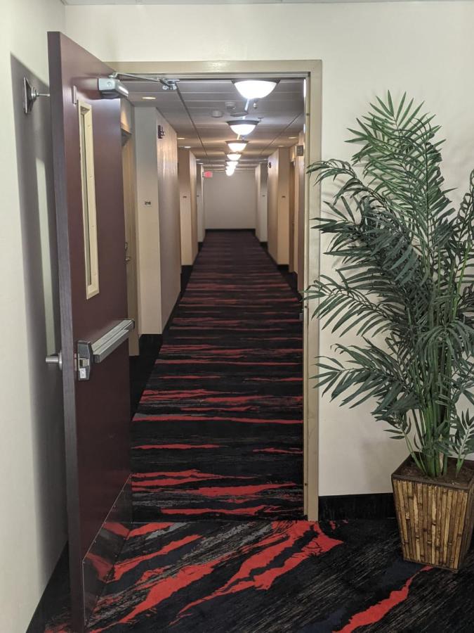 | Heritage Inn and Suites