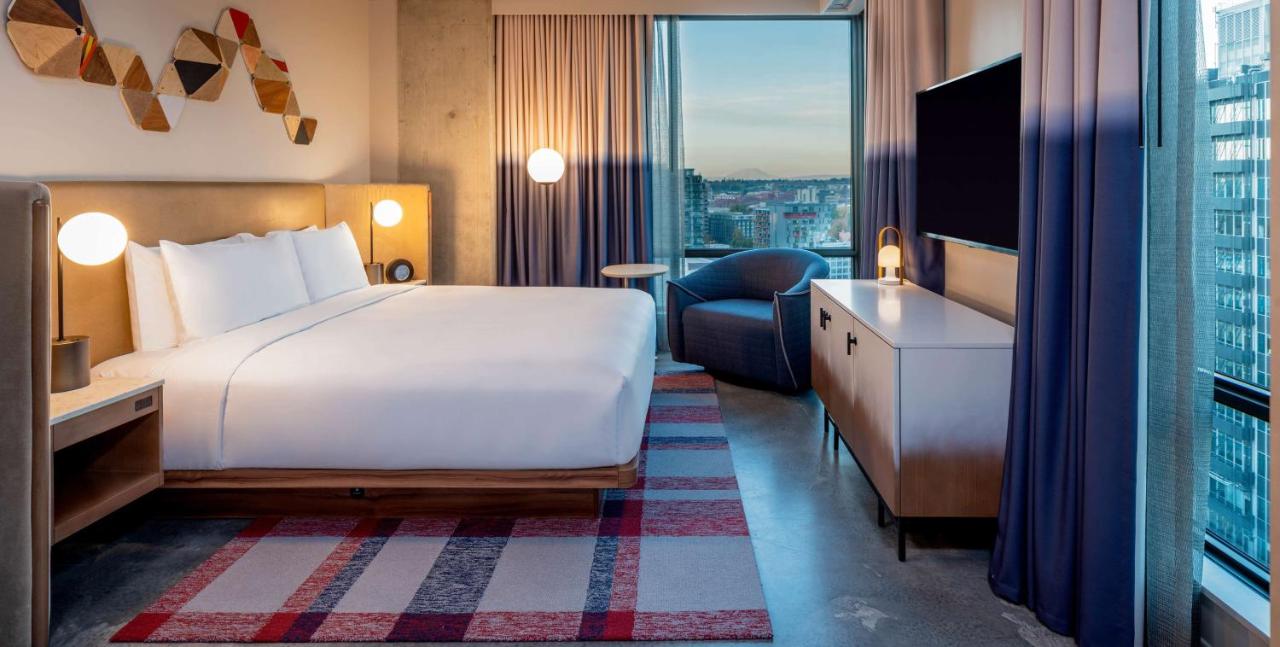 City View Corner | King Bed at Hyatt Centric Downtown Portland
