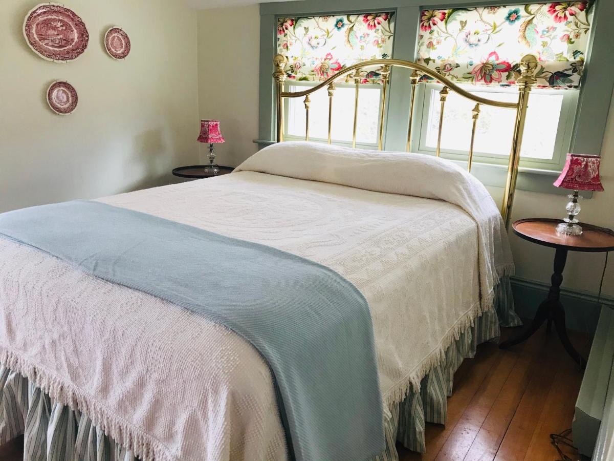 | The Belmont Inn