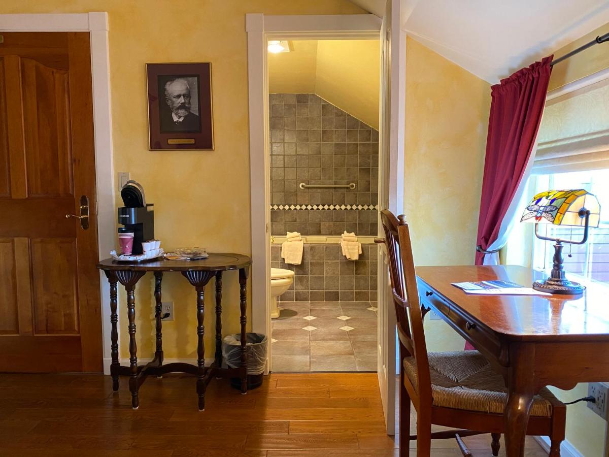  | Excelsior Inn