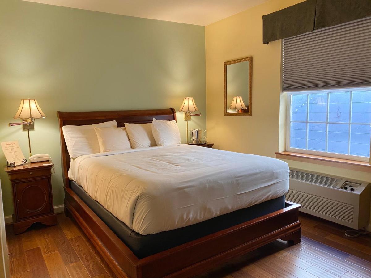  | Excelsior Inn