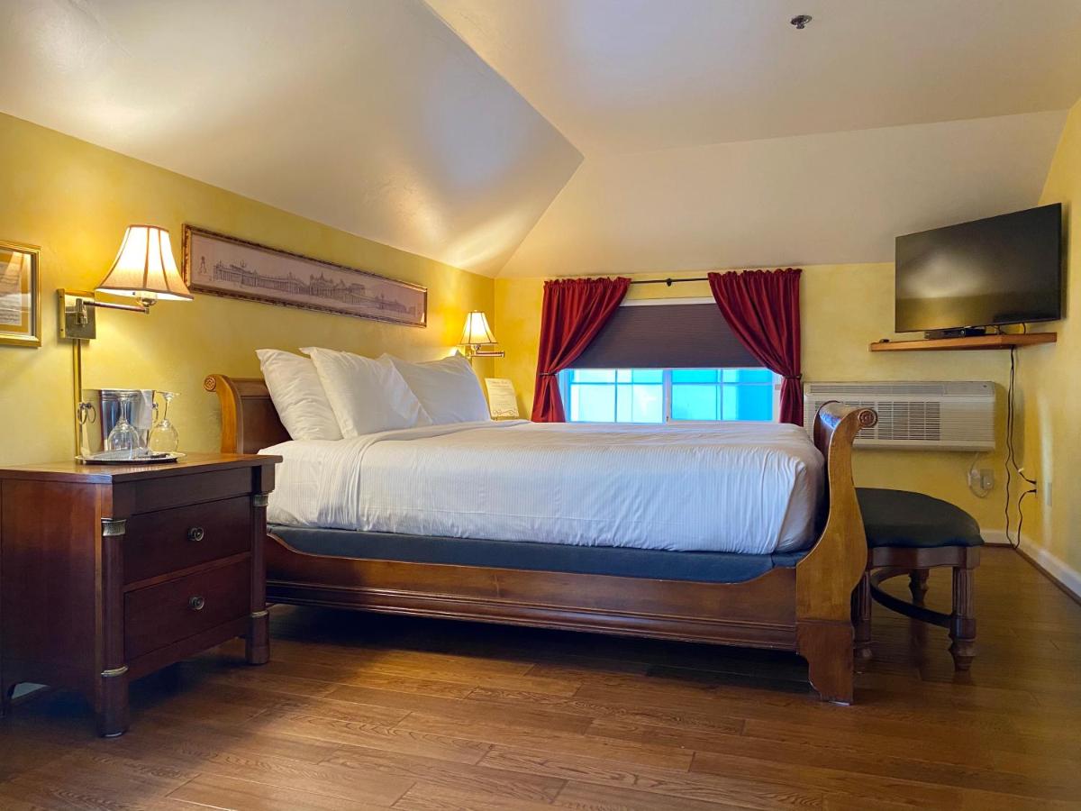  | Excelsior Inn