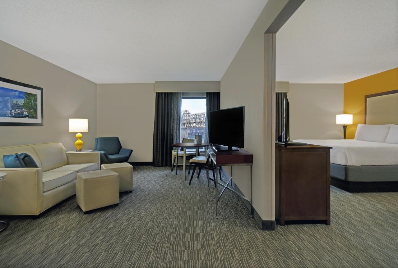  | Holiday Inn Express & Suites Cincinnati Riverfront, an IHG Hotel