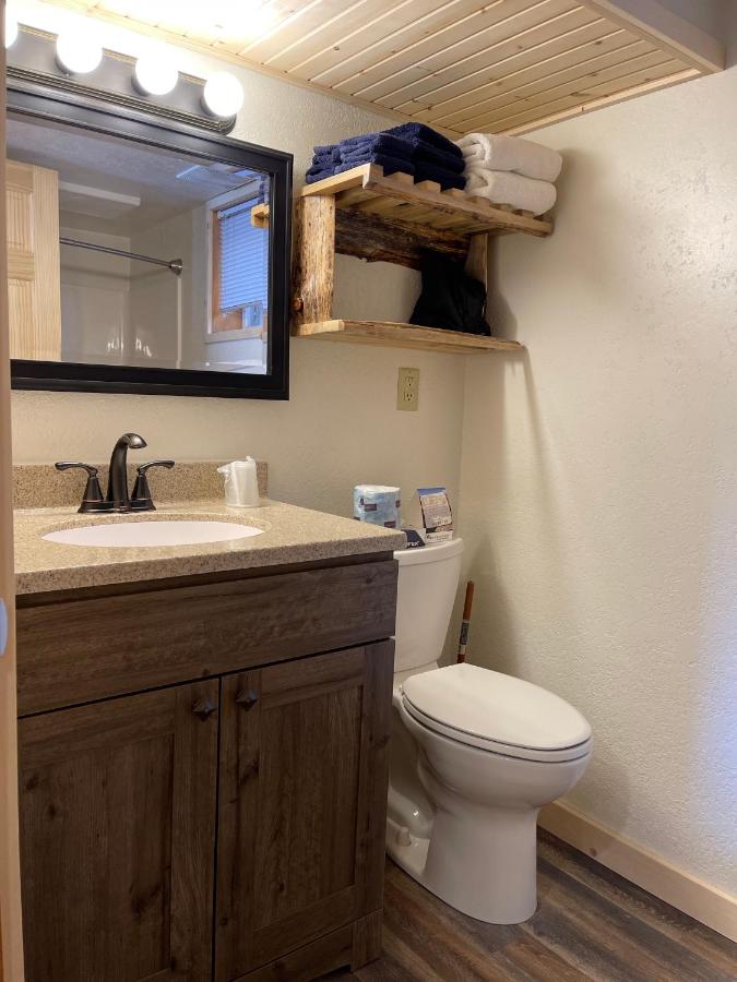 | Mountain View Lodge & Cabins