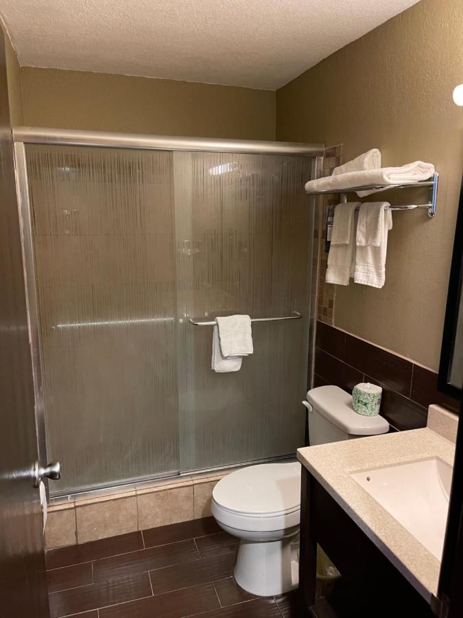 Deluxe King Suite at Super 8 by Wyndham Joplin