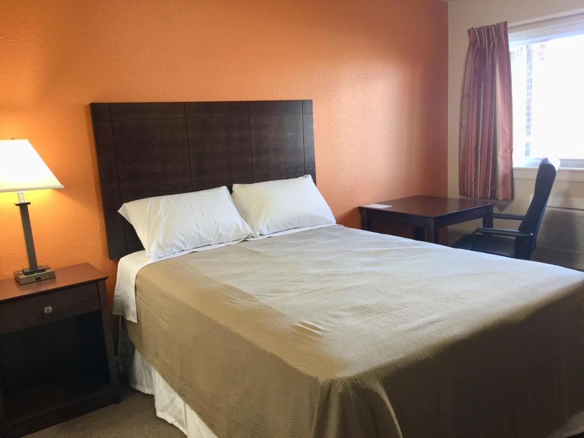  | Downtown Motel Woodward
