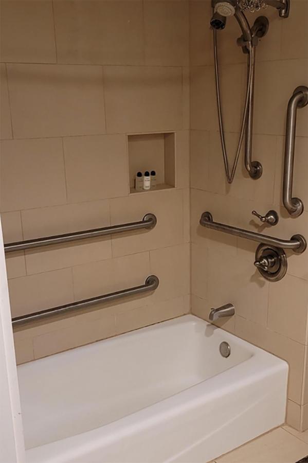 Mountain View Accessible King with Bath Tub (Main Resort) at The Equinox, a Luxury Collection Golf Resort & Spa, Vermont