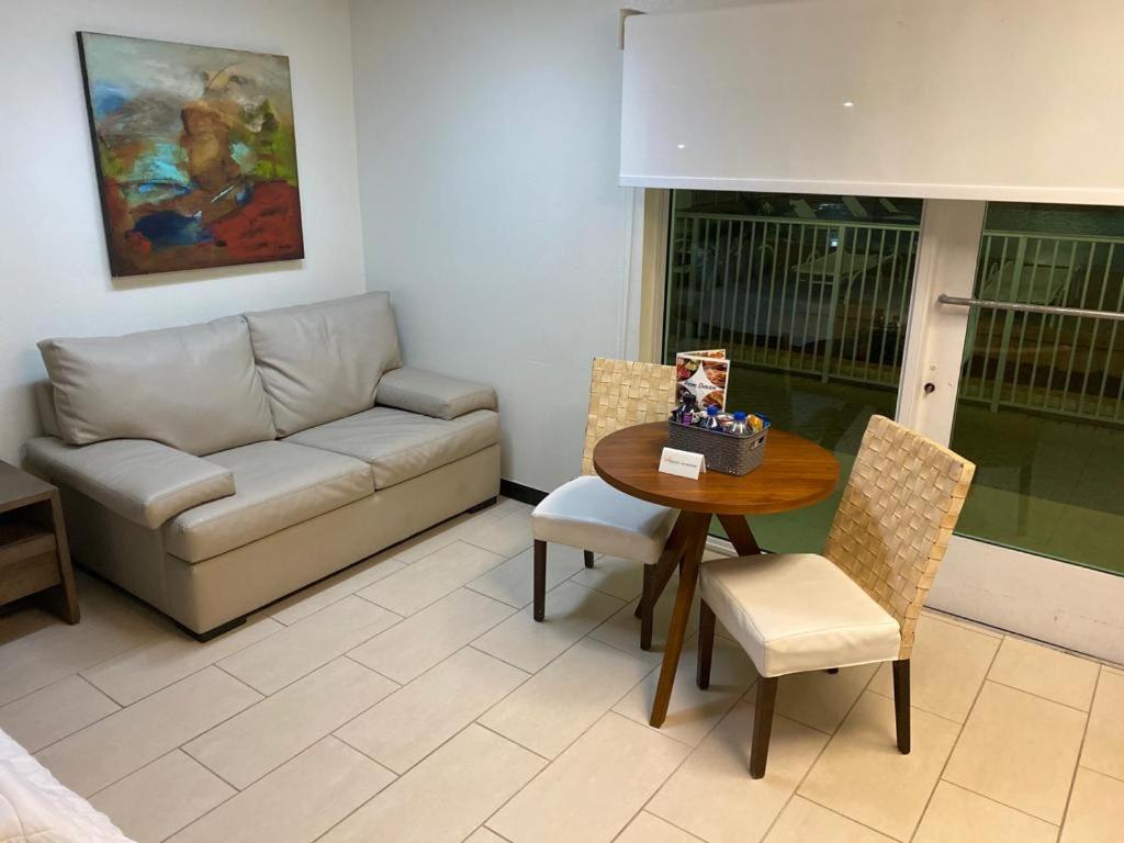 King Studio at Peninsula Island Resort & Spa - Beach Front Property at South Padre Island