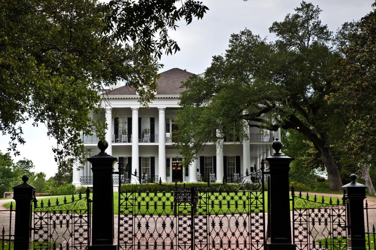 | Dunleith Historic Inn
