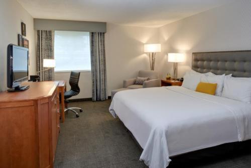 Room #139116848 at The Kensington Hotel