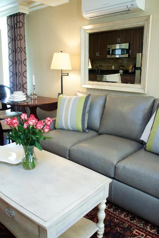 Studio at Norwalk Inn & Conference Center