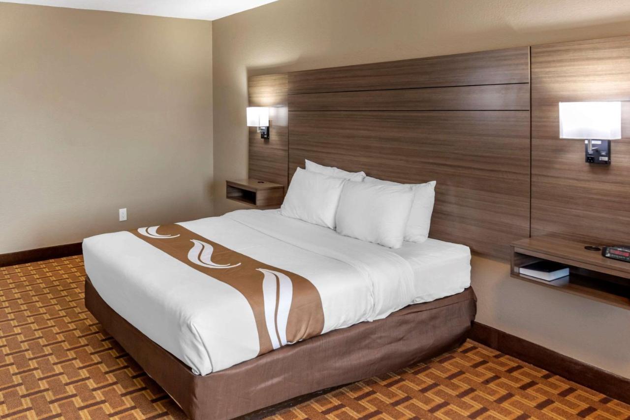 Queen Room at Hotel Inn Santa Fe