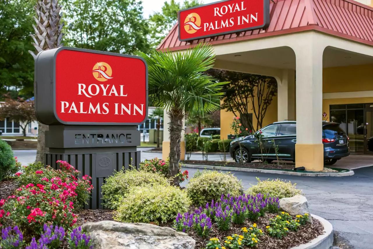  | Royal Palms Inn