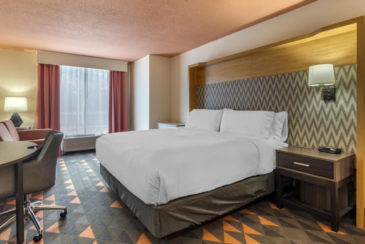  | Holiday Inn Gwinnett Center, an IHG Hotel