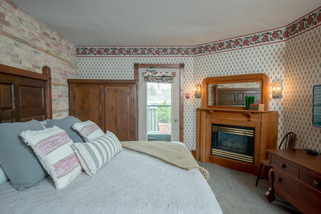 | Inn at Cedar Crossing