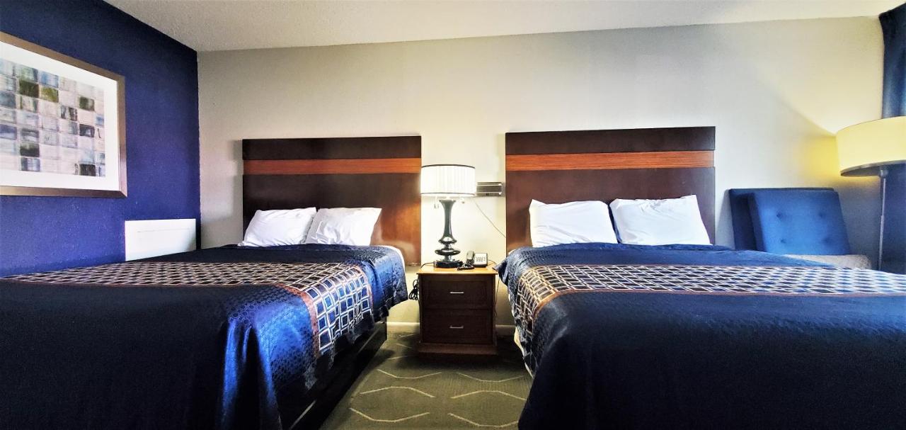| Economy 7 Inn- Newport News