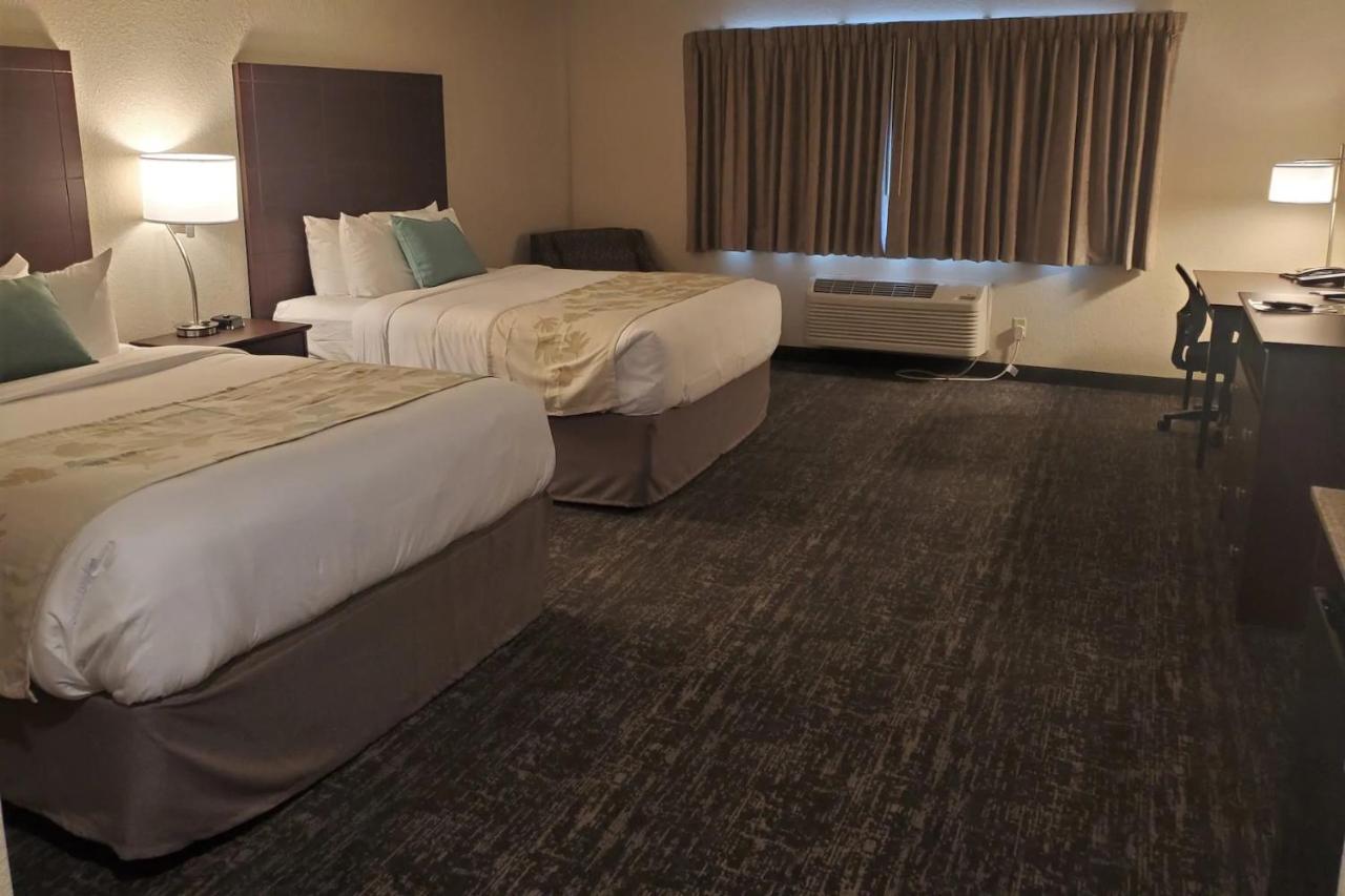 Standard Room with Two Queen Beds - Disability Access - Non-Smoking at Cobblestone Suites Oshkosh