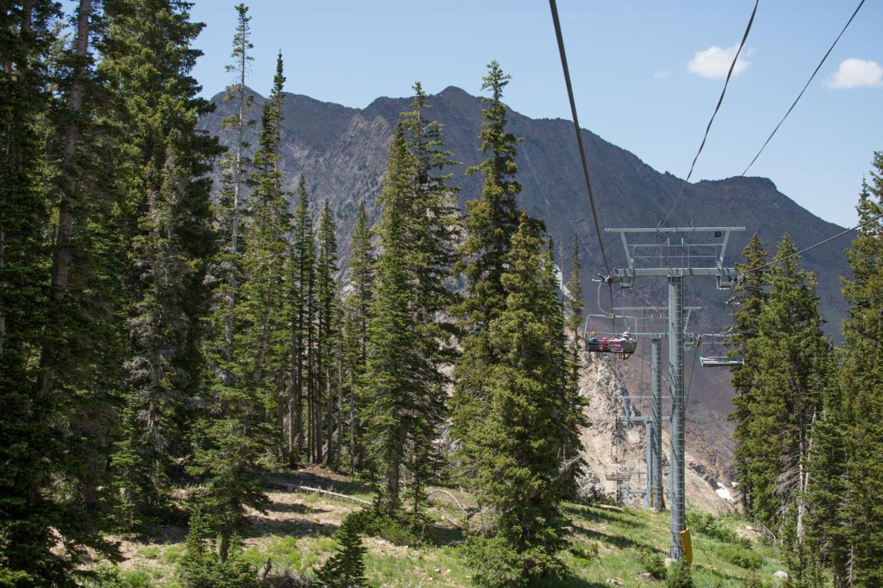 | Inn at Snowbird