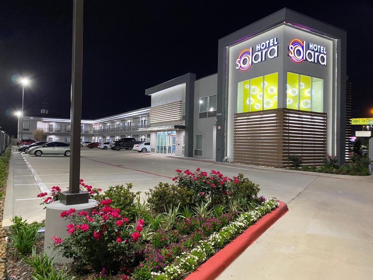 | Hotel Solara I-45 & Hobby Airport Houston