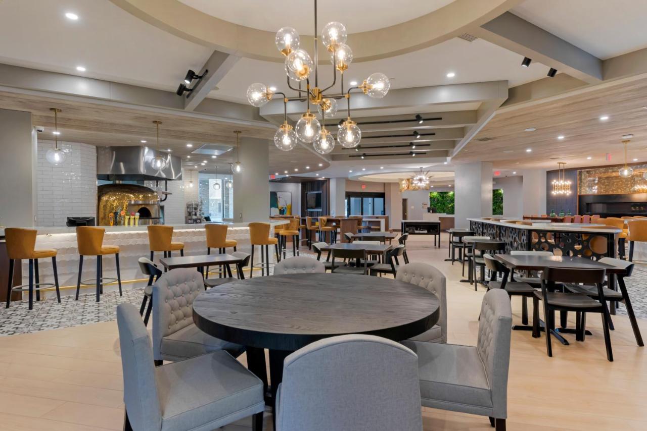 | Cambria Hotel Detroit-Shelby Township