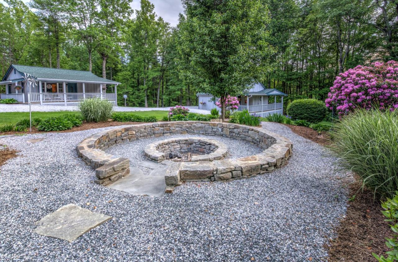 | Linville Falls Lodge & Cottages