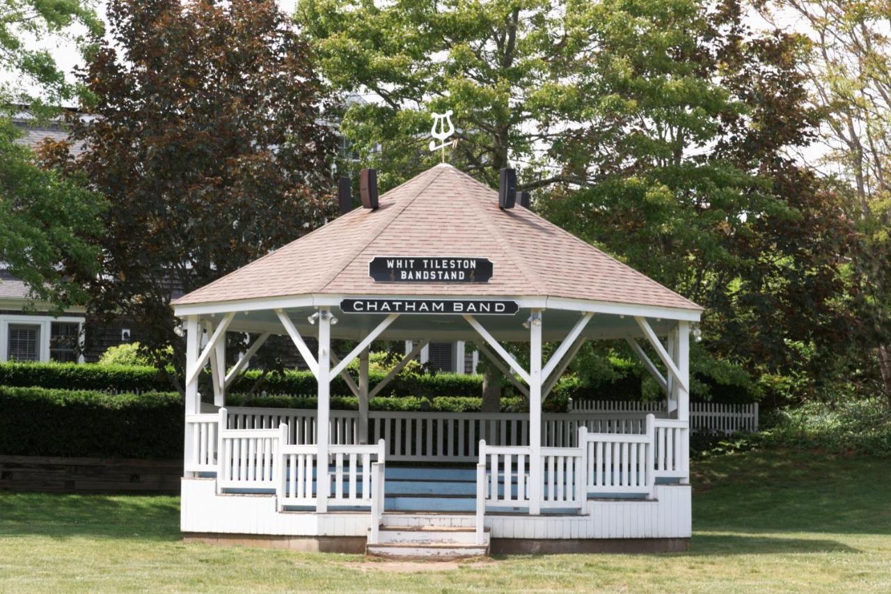  | Old Harbor Inn