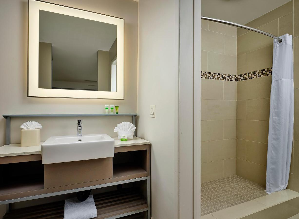 Standard Double Room at Inn At Morro Bay