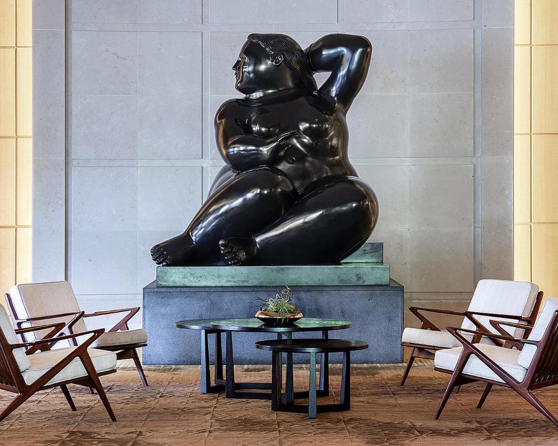 | Four Seasons Hotel Miami