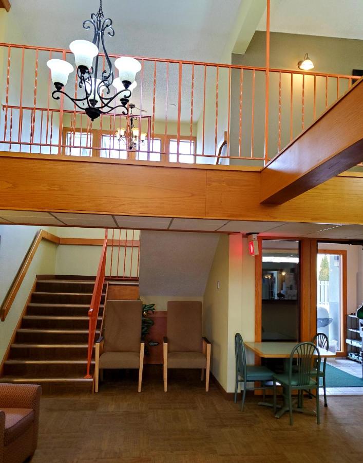  | Bison Plains Lodge