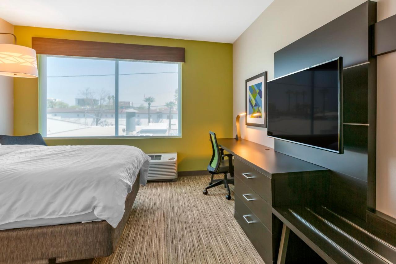 Queen Room with Two Queen Beds - Mobility Accessible/Non-Smoking at Holiday Inn Express & Suites Phoenix Dwtn - State Capitol, an IHG Hotel