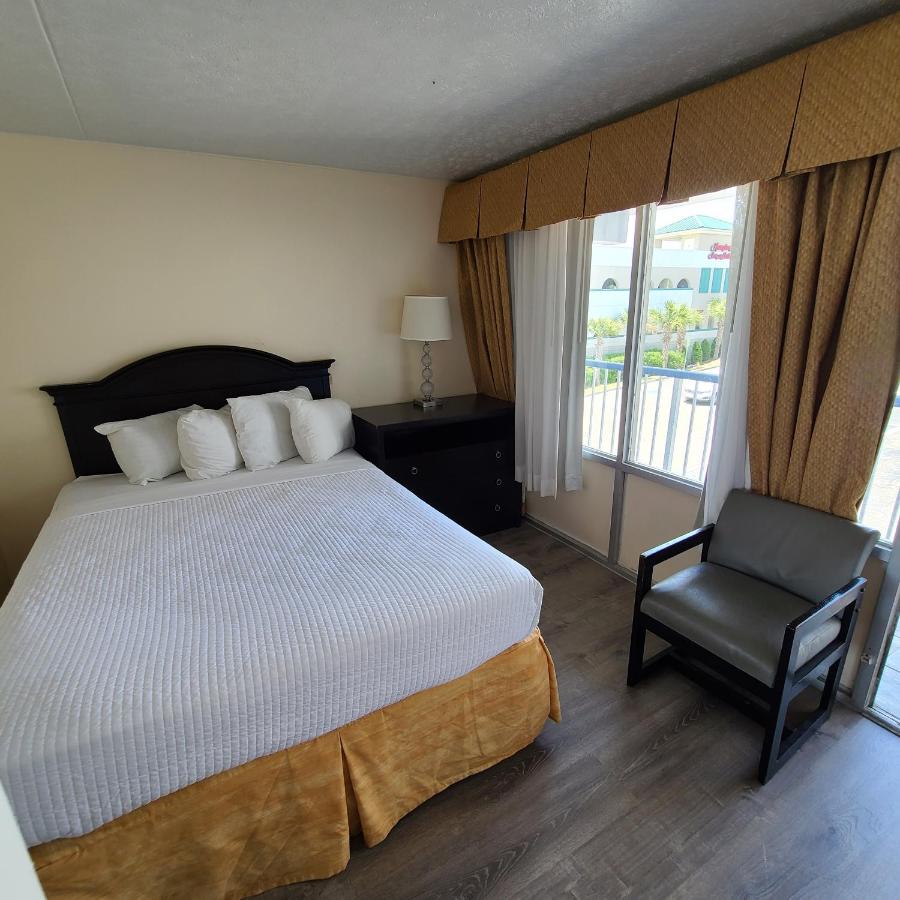 | Twilight Surf Hotel Ocean Front