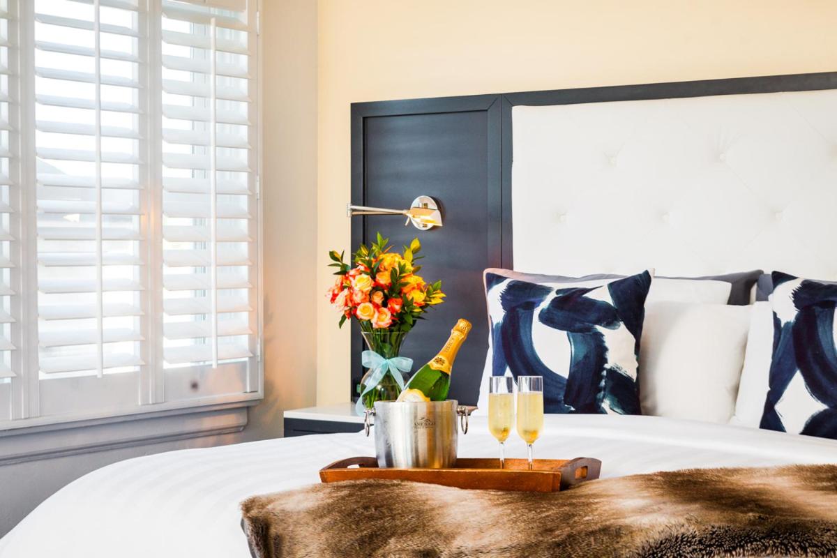 | Hotel Marisol Coronado