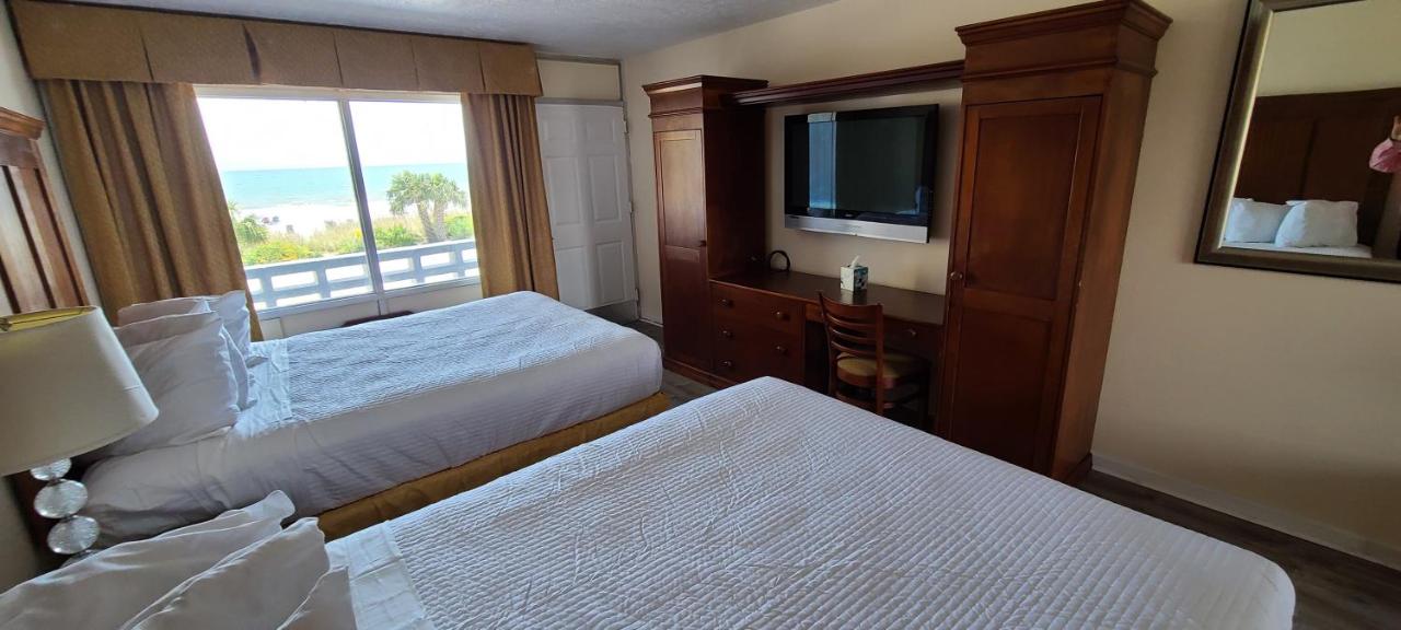 | Twilight Surf Hotel Ocean Front