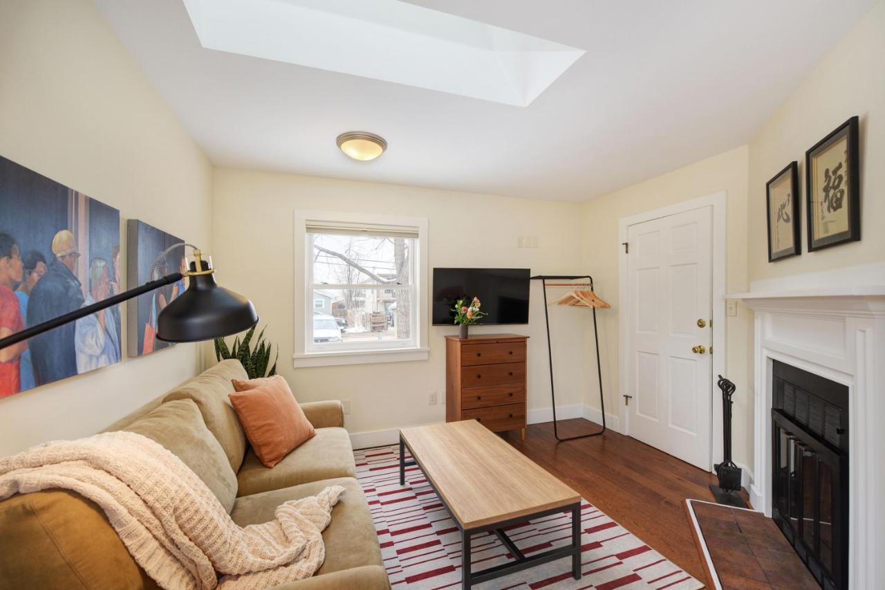 | Boulder Guest House