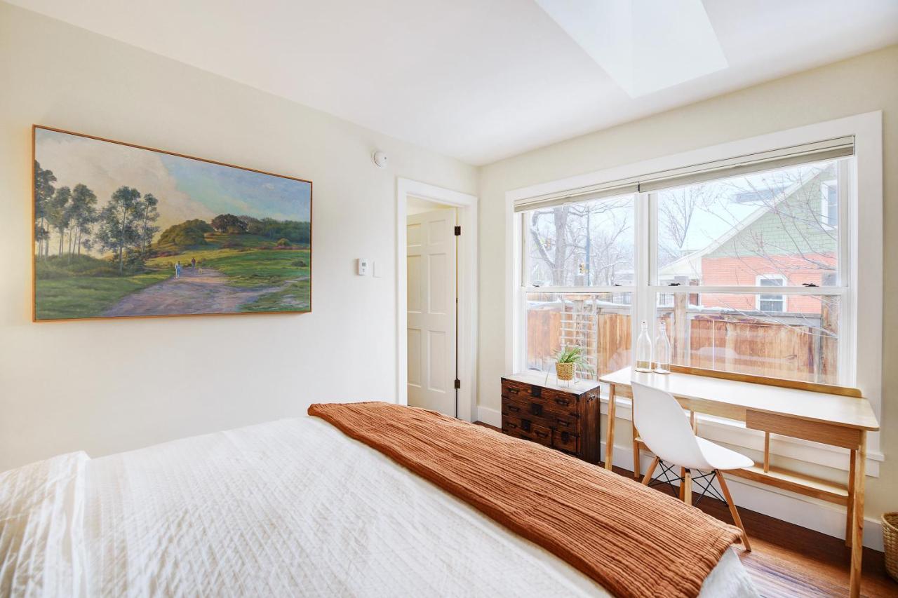 | Boulder Guest House