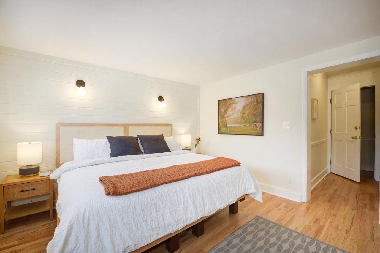 | Boulder Guest House