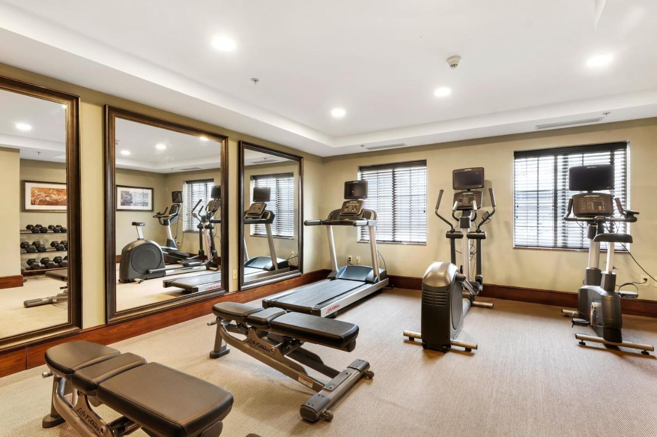 | Staybridge Suites-Philadelphia/Mount Laurel, an IHG Hotel