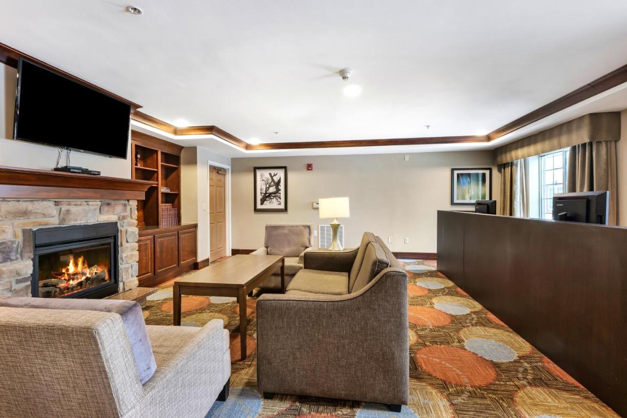 | Staybridge Suites-Philadelphia/Mount Laurel, an IHG Hotel