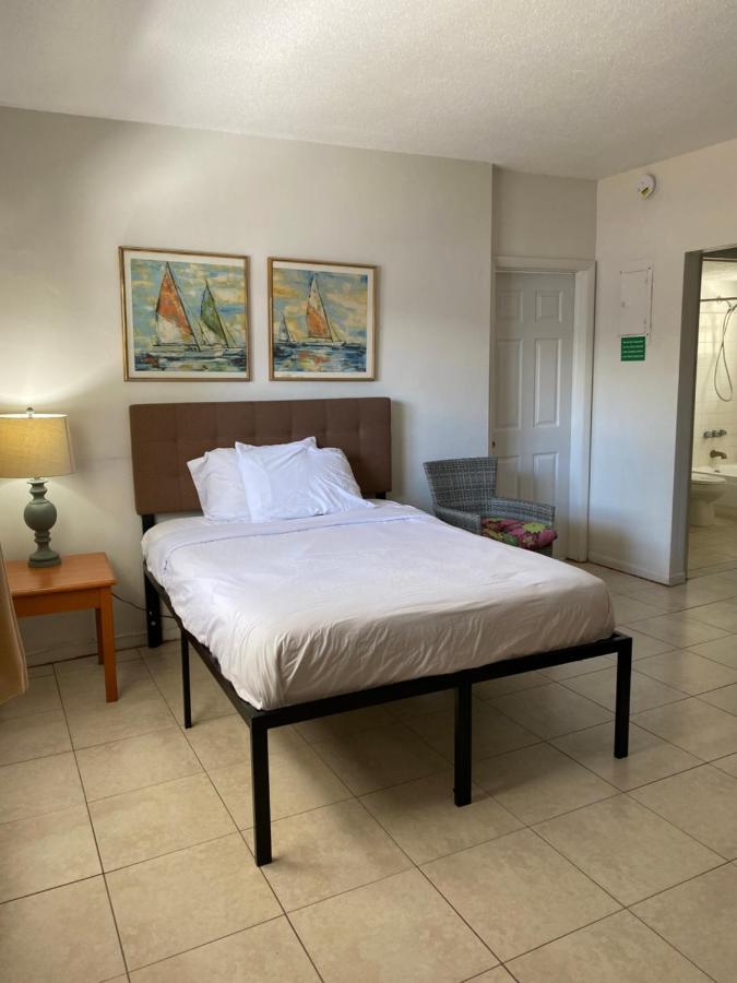  | Dee Jay Beach Resort