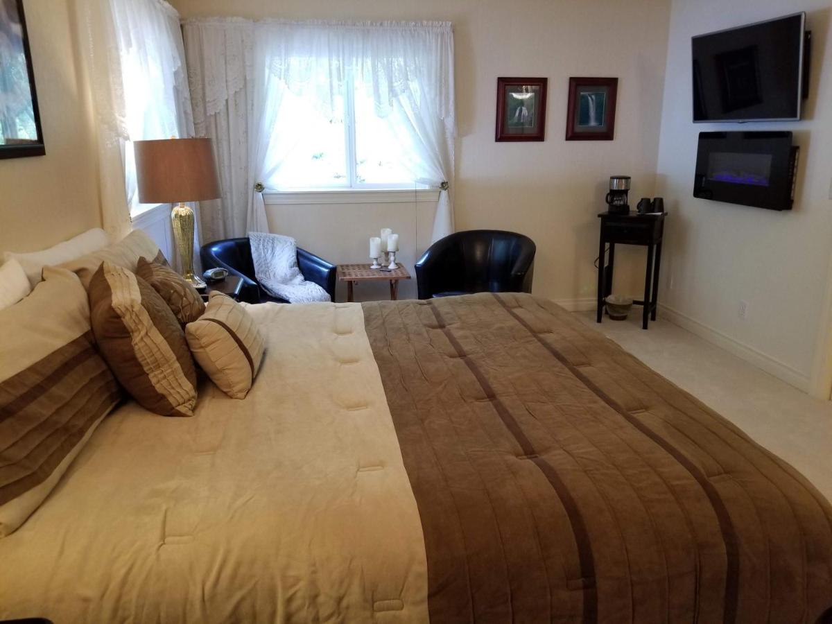 | Fox Den Bed & Breakfast