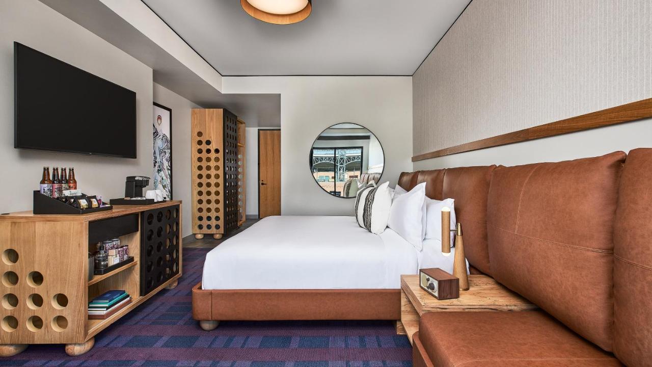King Room at The Rally Hotel