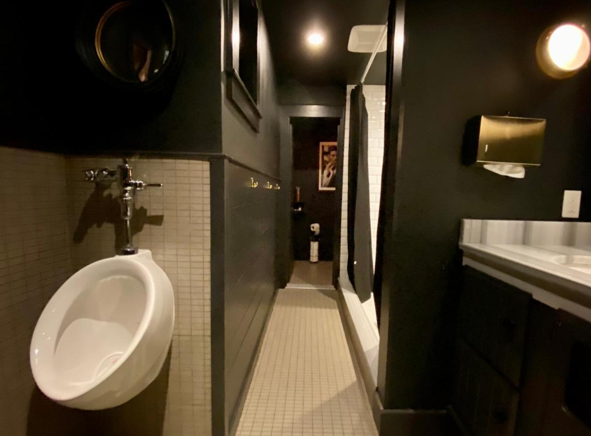 | Crew's Quarters Boarding House - Caters to Men