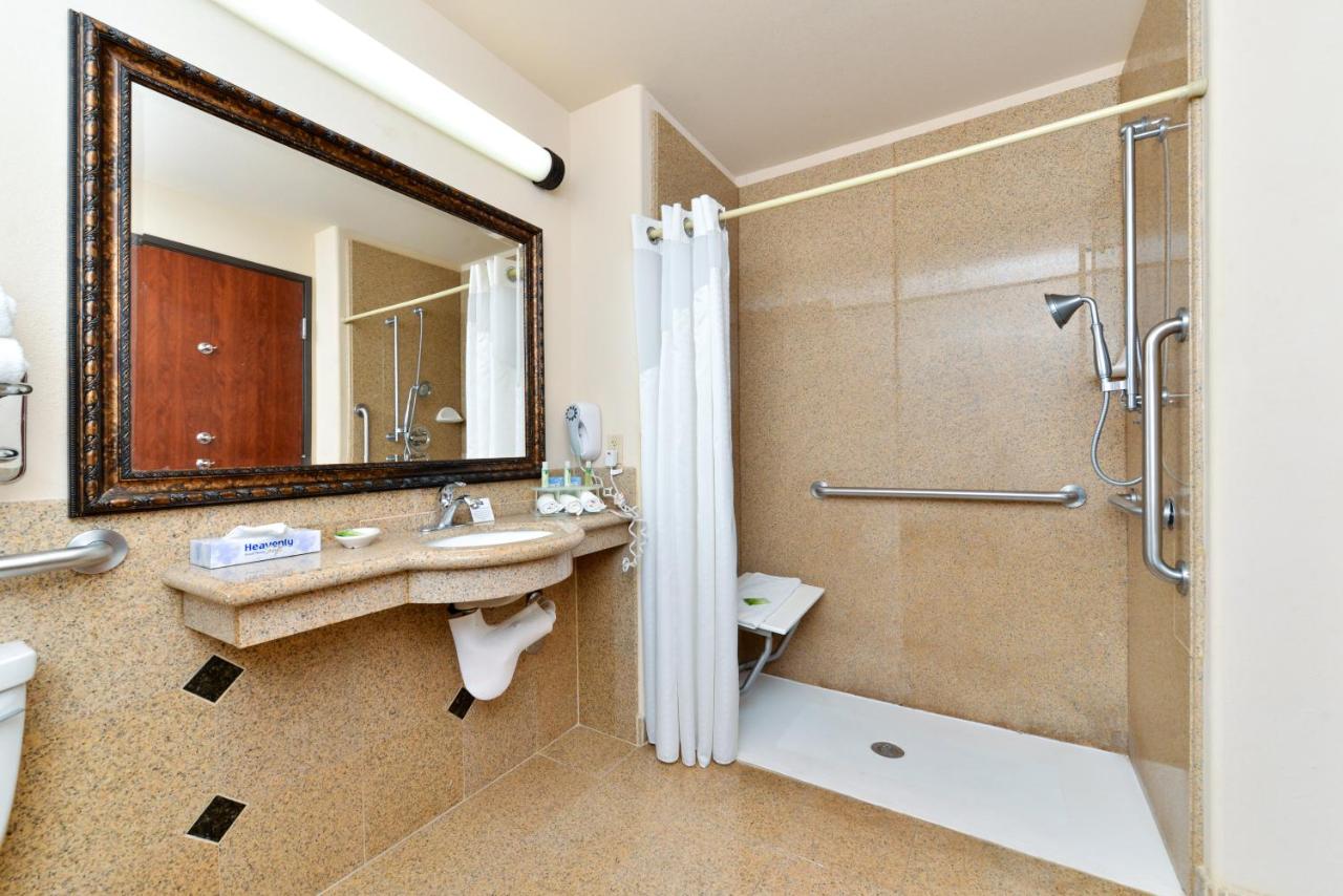 Queen Suite with Two Queen Beds and Mobility Accessible Roll In Shower - Non-Smoking at Holiday Inn Express Hotel and Suites Las Cruces by IHG
