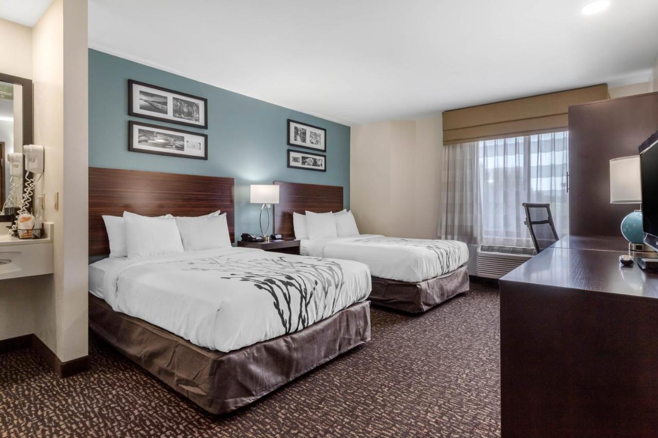 | Sleep Inn & Suites Johnson City