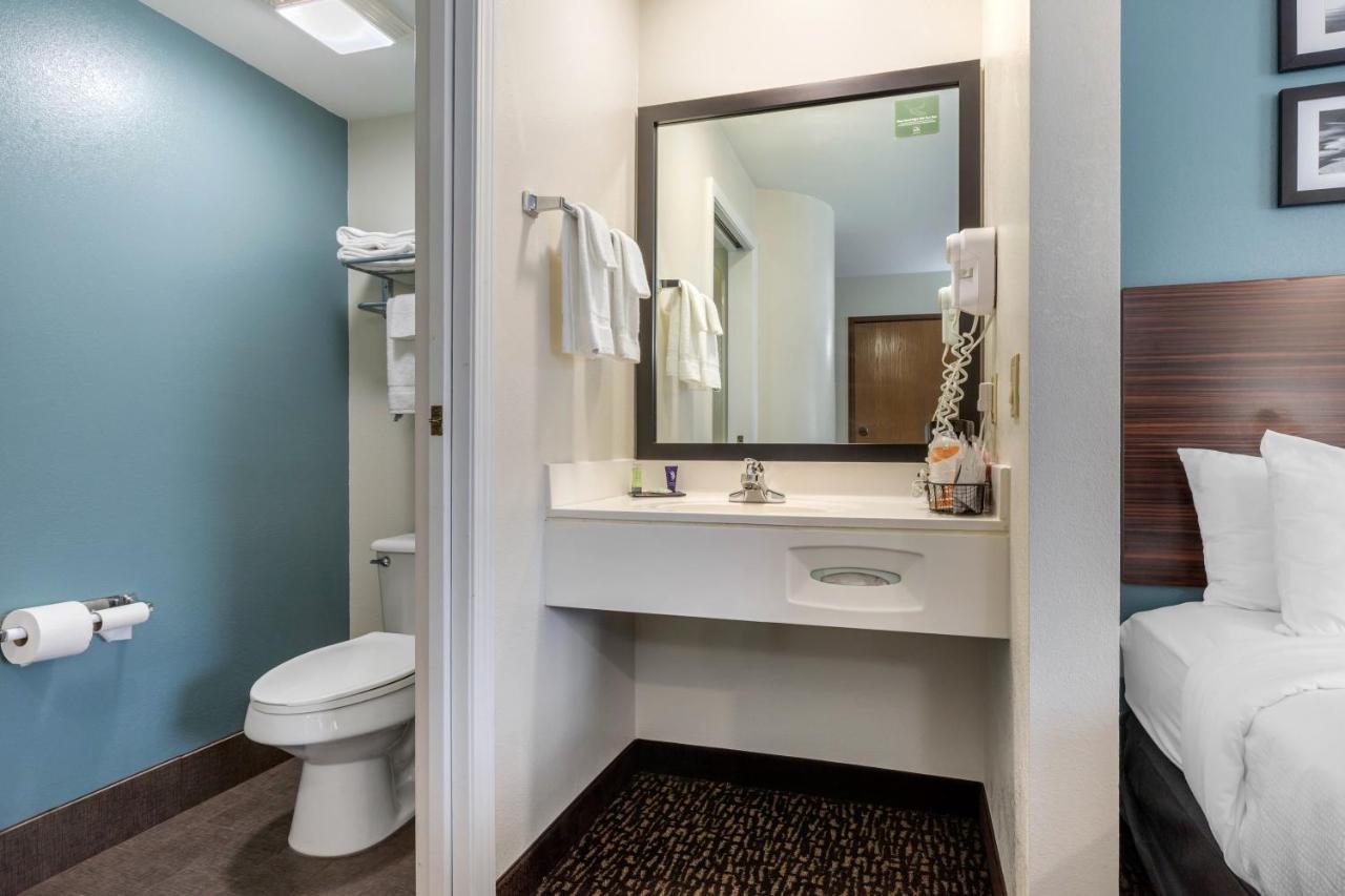 | Sleep Inn & Suites Johnson City